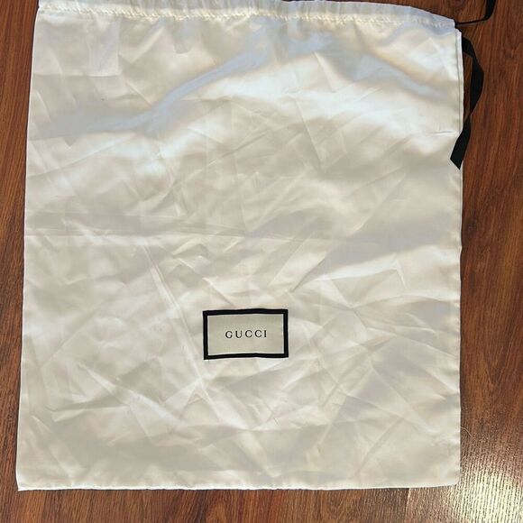 Gucci silky dust bag cream medium - Picture 1 of 3